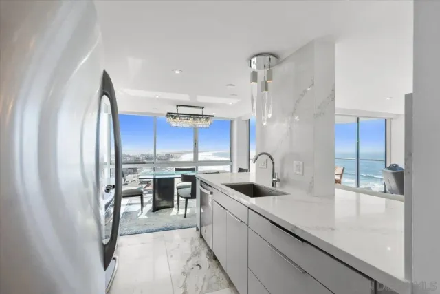 $8,500 | 1830 Avenida Del Mundo, Unit 1210, Coronado, CA 92118