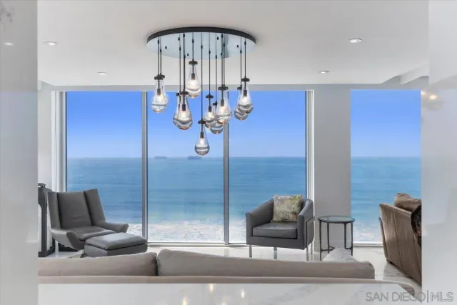 $8,500 | 1830 Avenida Del Mundo, Unit 1210, Coronado, CA 92118