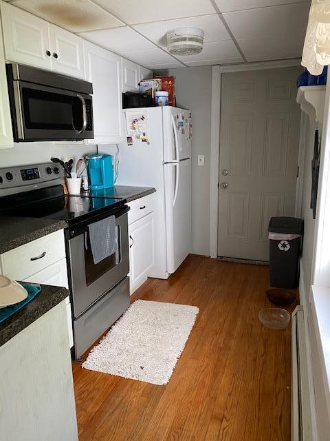 14 Pine Street Springvale, ME 04083 - Photo 6 of 13 2 unit a