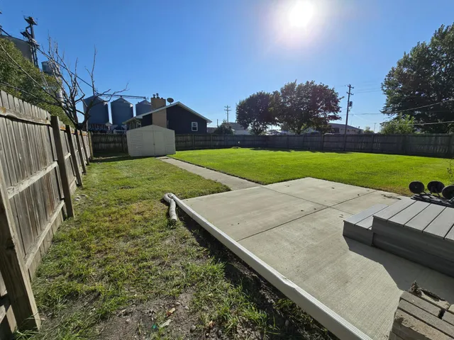 $145,000 | 801 East Elm Avenue, Olivia, MN 56277