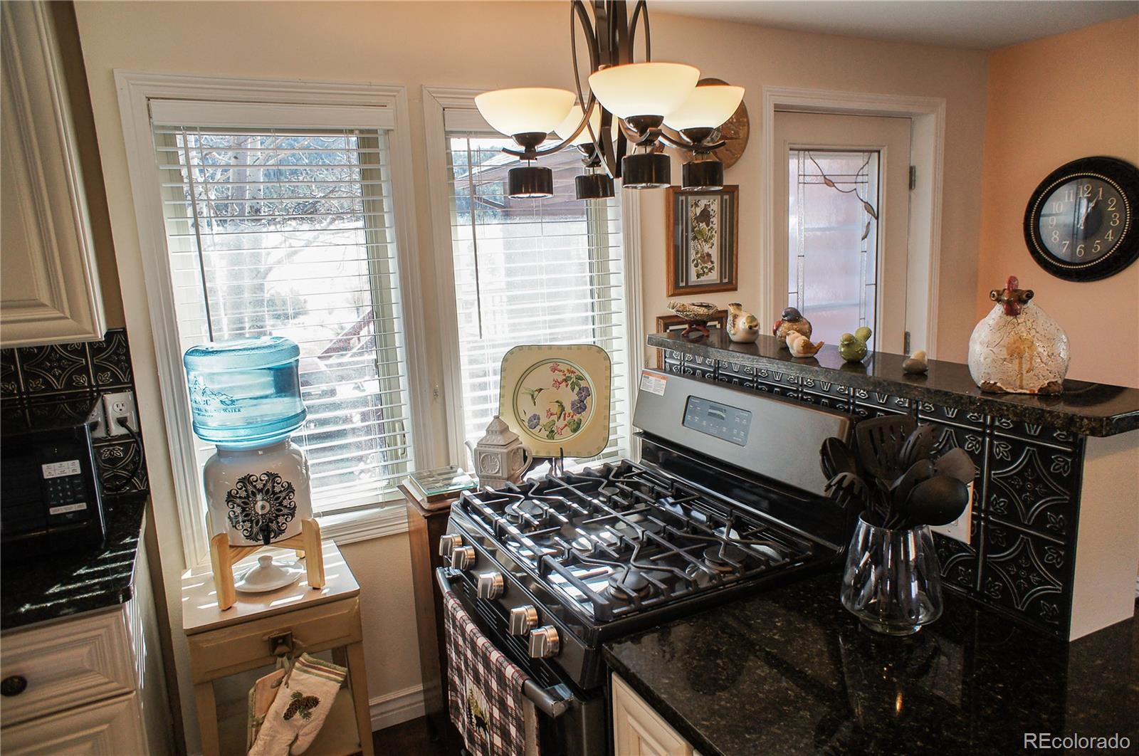 27 Buff Court Drake, CO 80515 - Photo 9 of 39