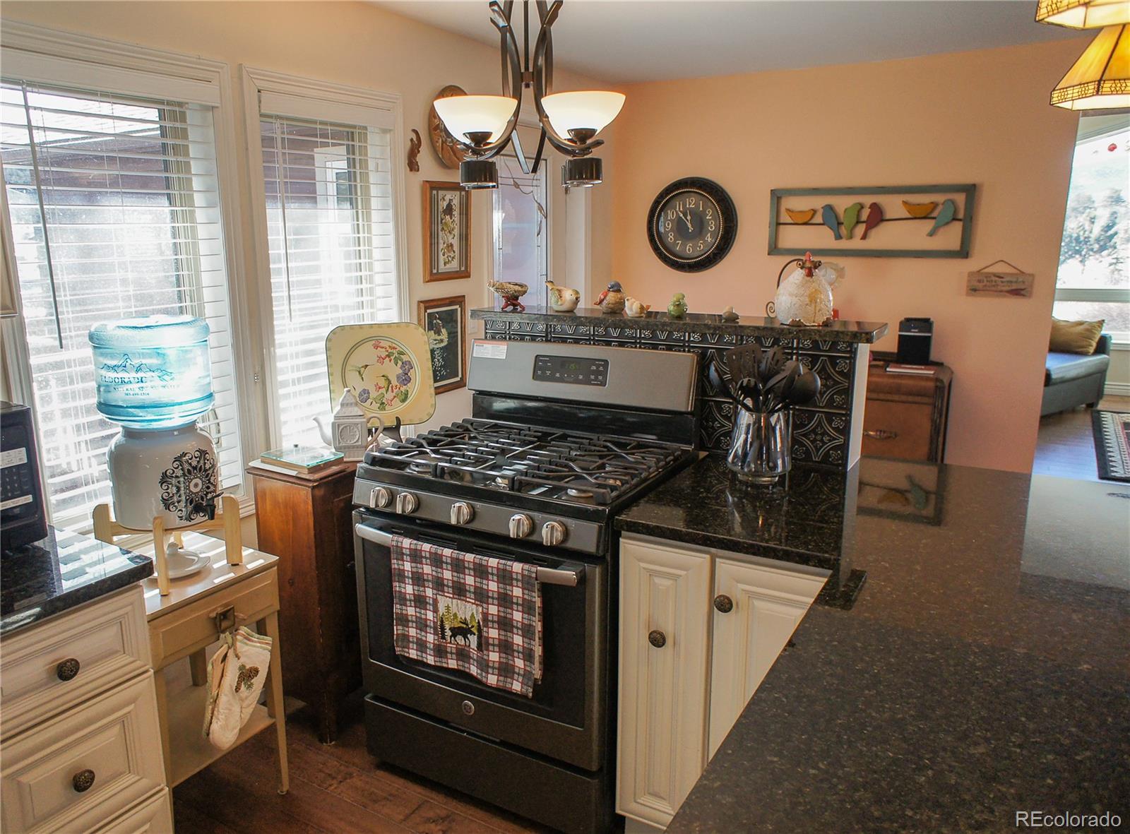 27 Buff Court Drake, CO 80515 - Photo 10 of 39