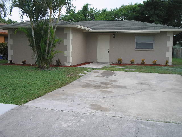 1017 West 7th Street Riviera Beach, FL 33404 - Photo 1 of 23 Exterior Front