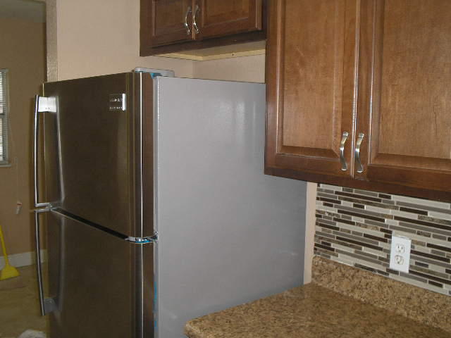 1017 West 7th Street Riviera Beach, FL 33404 - Photo 8 of 23 Kitchen