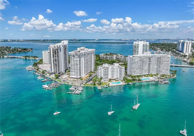 $8,500 | 11 Island Avenue, Unit 611, Miami Beach, FL 33139