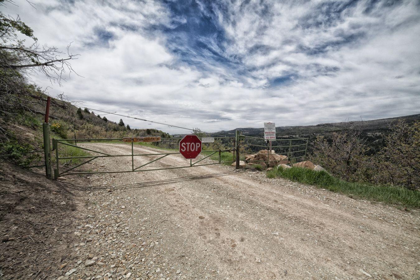 5 North Box Cyn Road Springdale, UT 84767 - Photo 30 of 36 30 Zion Panorama Locked Gate - Realtor R