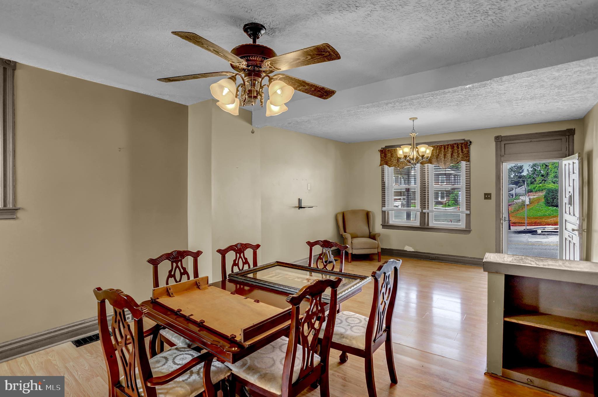 133 North Main Street Spring Grove, PA 17362 - Photo 10 of 34