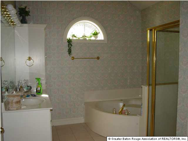 3953 Overlook Point Court Baton Rouge, LA 70817 - Photo 5 of 6