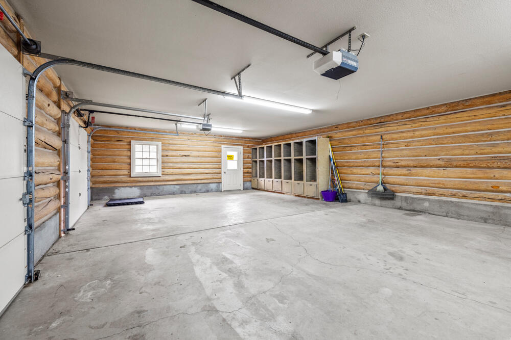 24624 Schaupp Road Klamath Falls, OR 97603 - Photo 61 of 62 24624SchauppRd.-Interiors-26