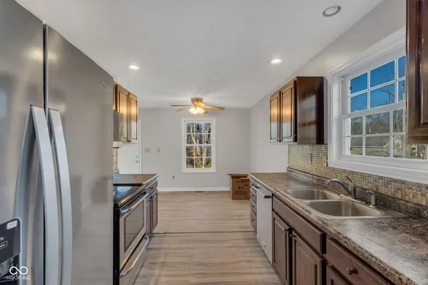 $138,000 | 1707 Woodward Avenue, New Castle, IN 47362