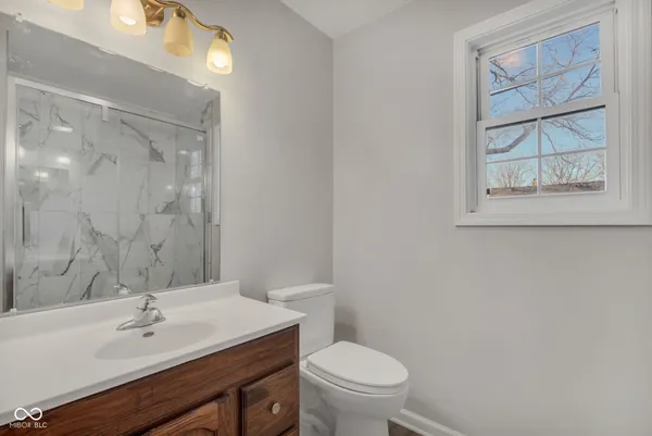 $138,000 | 1707 Woodward Avenue, New Castle, IN 47362