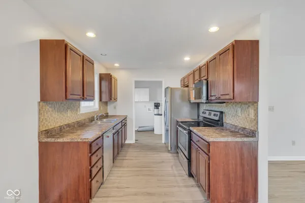 $138,000 | 1707 Woodward Avenue, New Castle, IN 47362