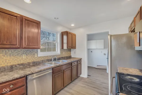 $138,000 | 1707 Woodward Avenue, New Castle, IN 47362