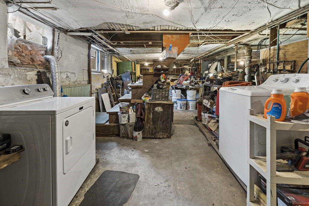 371 Clarkson Street Fall River, MA 02724 - Photo 33 of 35 Gallery Image 33