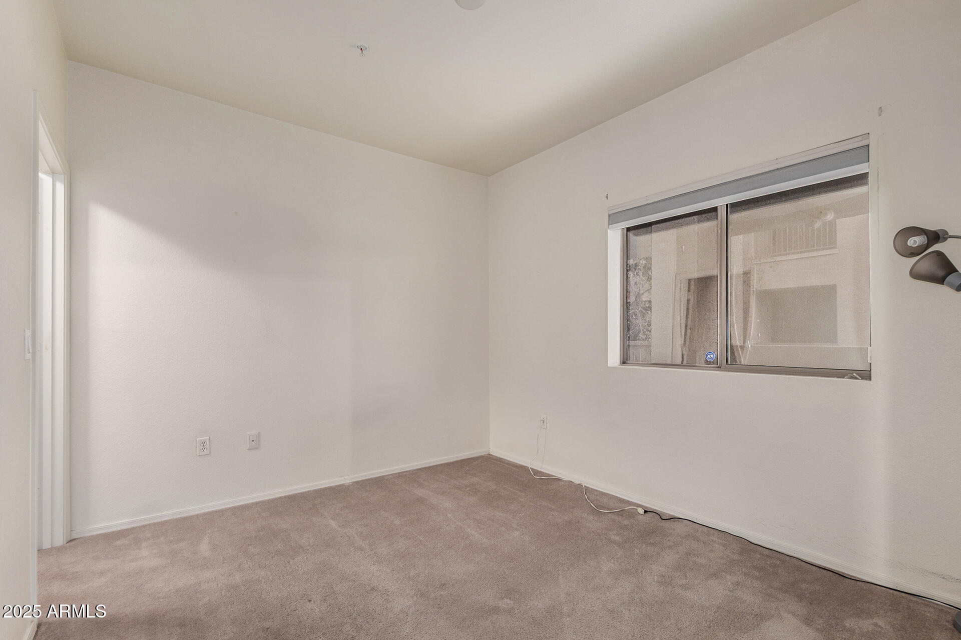920 East Devonshire Avenue, Unit 2020 Phoenix, AZ 85014 - Photo 20 of 37 a view of empty room