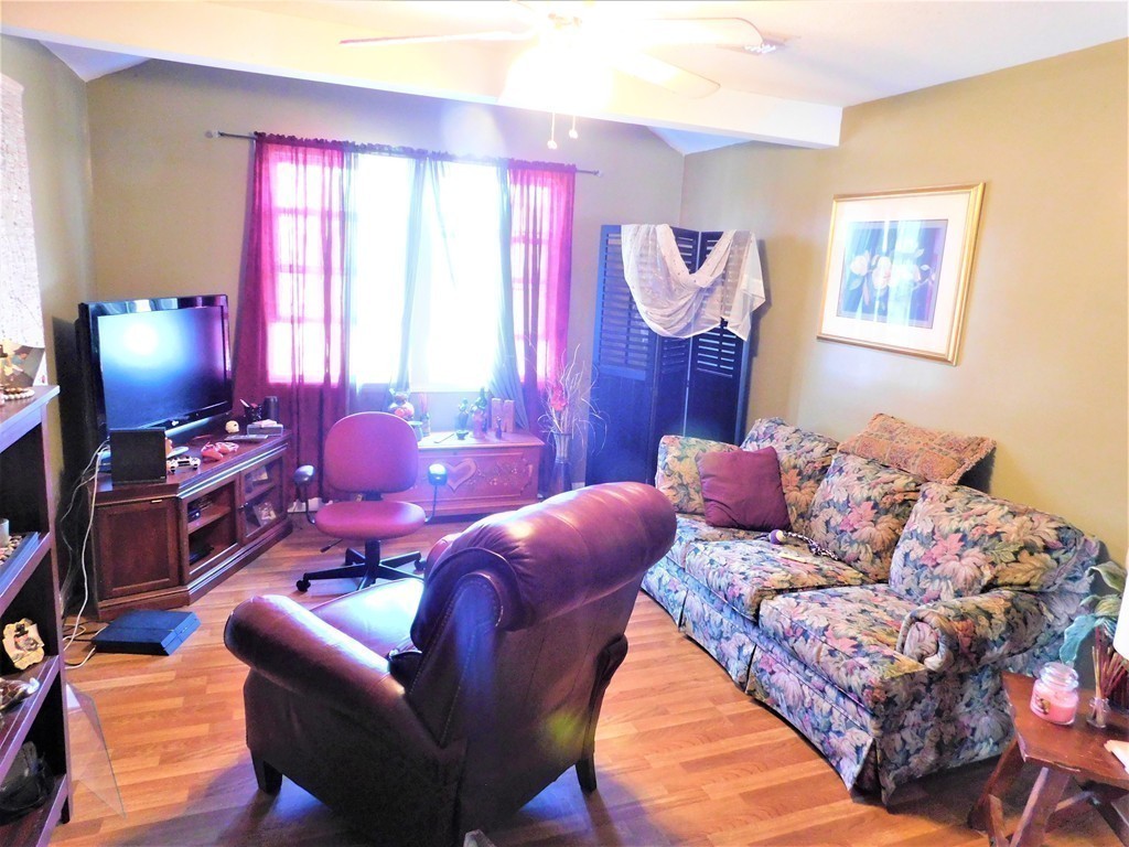 29 Ferris Street Springfield, MA 01151 - Photo 20 of 25 Gallery Image 20