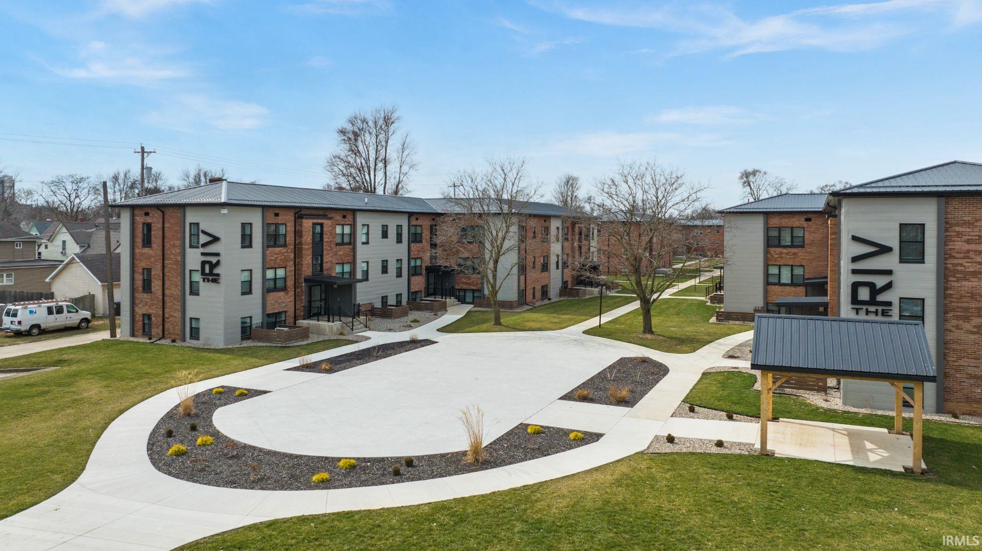 1823 Griswold Drive Fort Wayne, IN 46805 - Photo 2 of 25