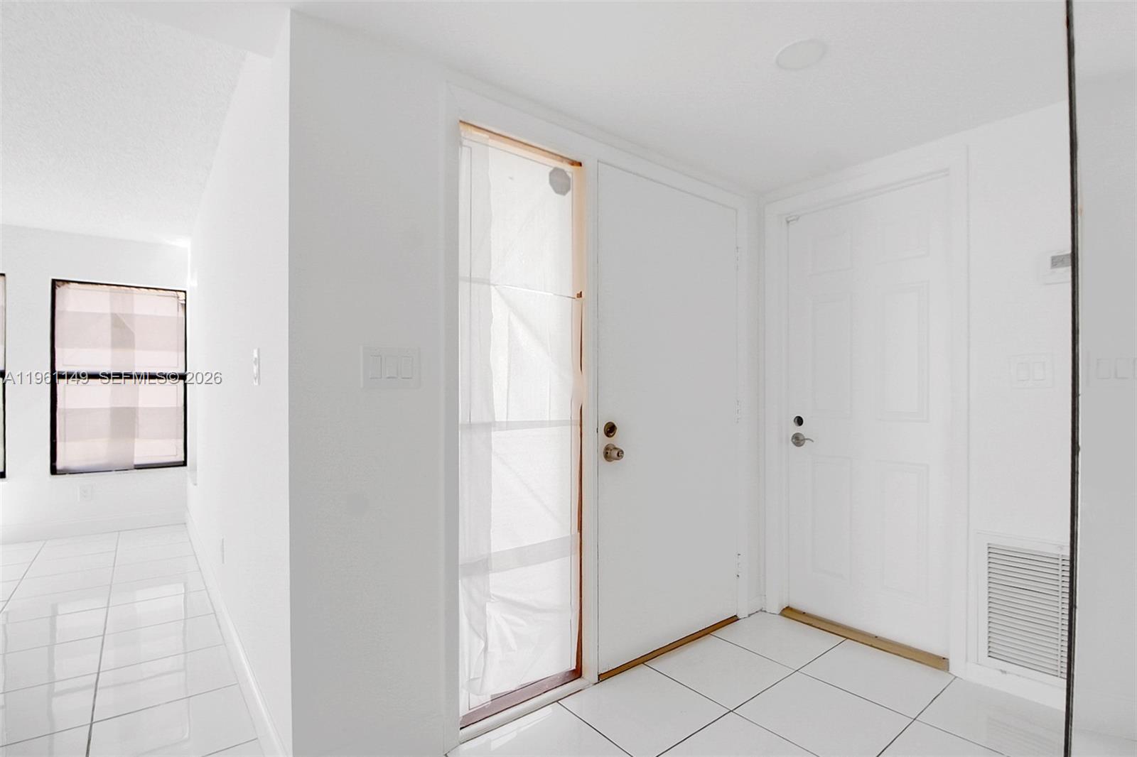 10031 Southwest 147th Place Miami, FL 33196 - Photo 12 of 46