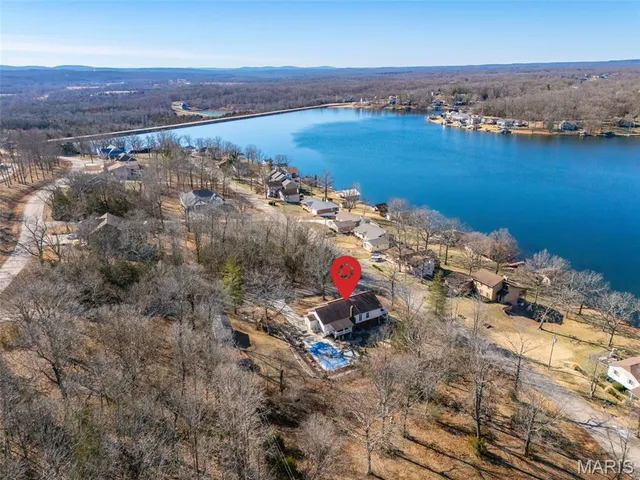 $379,900 | 640 East Capri Drive, Bonne Terre, MO 63628