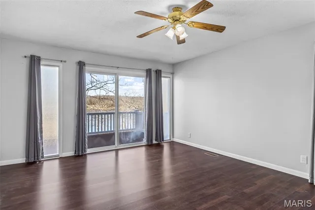 $379,900 | 640 East Capri Drive, Bonne Terre, MO 63628