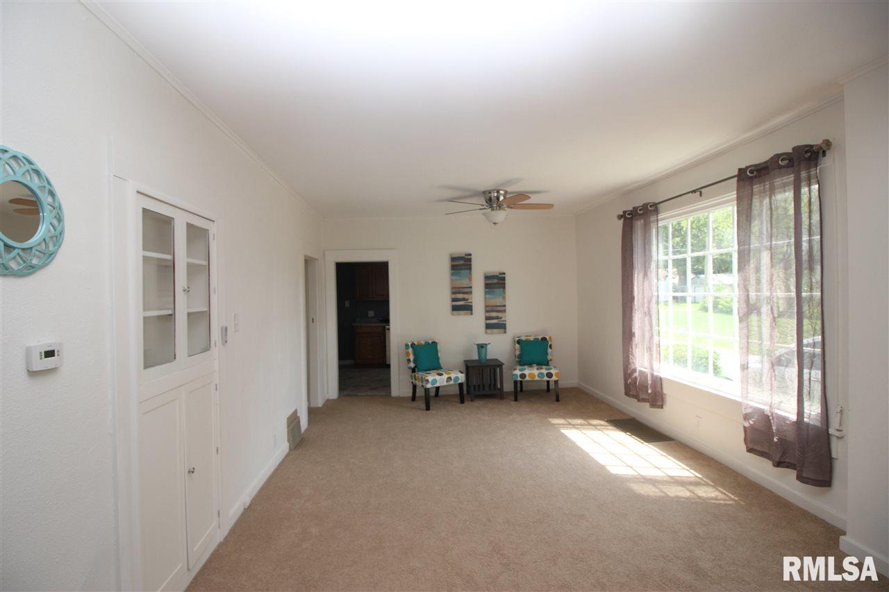 1300 North MacArthur Boulevard Springfield, IL 62702 - Photo 3 of 21 Gallery Image 3