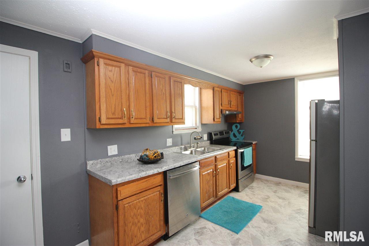 1300 North MacArthur Boulevard Springfield, IL 62702 - Photo 7 of 21 Gallery Image 7