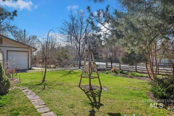 $750,000 | 215 Willow Lane, Hagerman, ID 83332