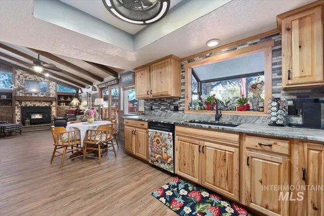 $750,000 | 215 Willow Lane, Hagerman, ID 83332