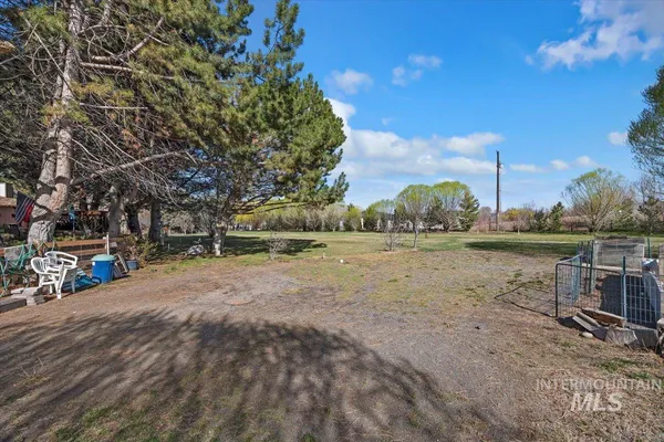 $750,000 | 215 Willow Lane, Hagerman, ID 83332