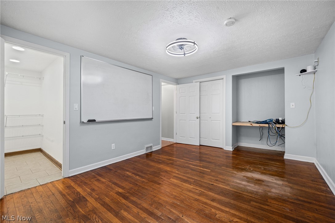 12335 Robson Road Grafton, OH 44044 - Photo 18 of 49 First floor