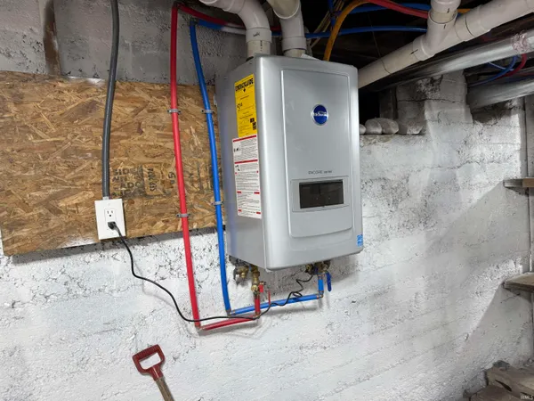 $850,000 | 65940 Highway 33, Goshen, IN 46528