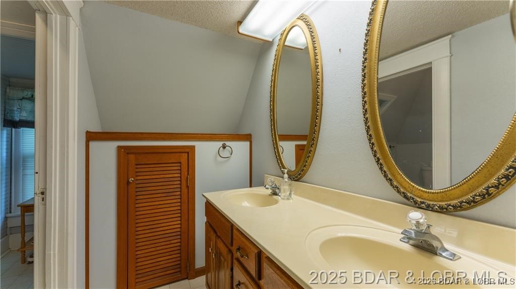 87 Outback Loop Linn Creek, MO 65052 - Photo 24 of 33