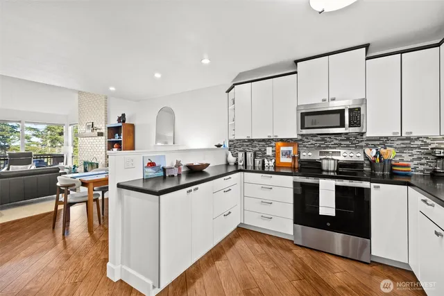 $448,000 | 126 Hilltop Drive, Unit C, Sequim, WA 98382