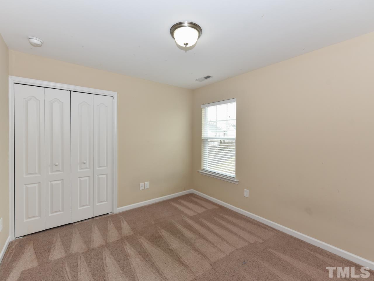 505 Smith Ridge Way Fuquay-Varina, NC 27526 - Photo 4 of 20 Gallery Image 4