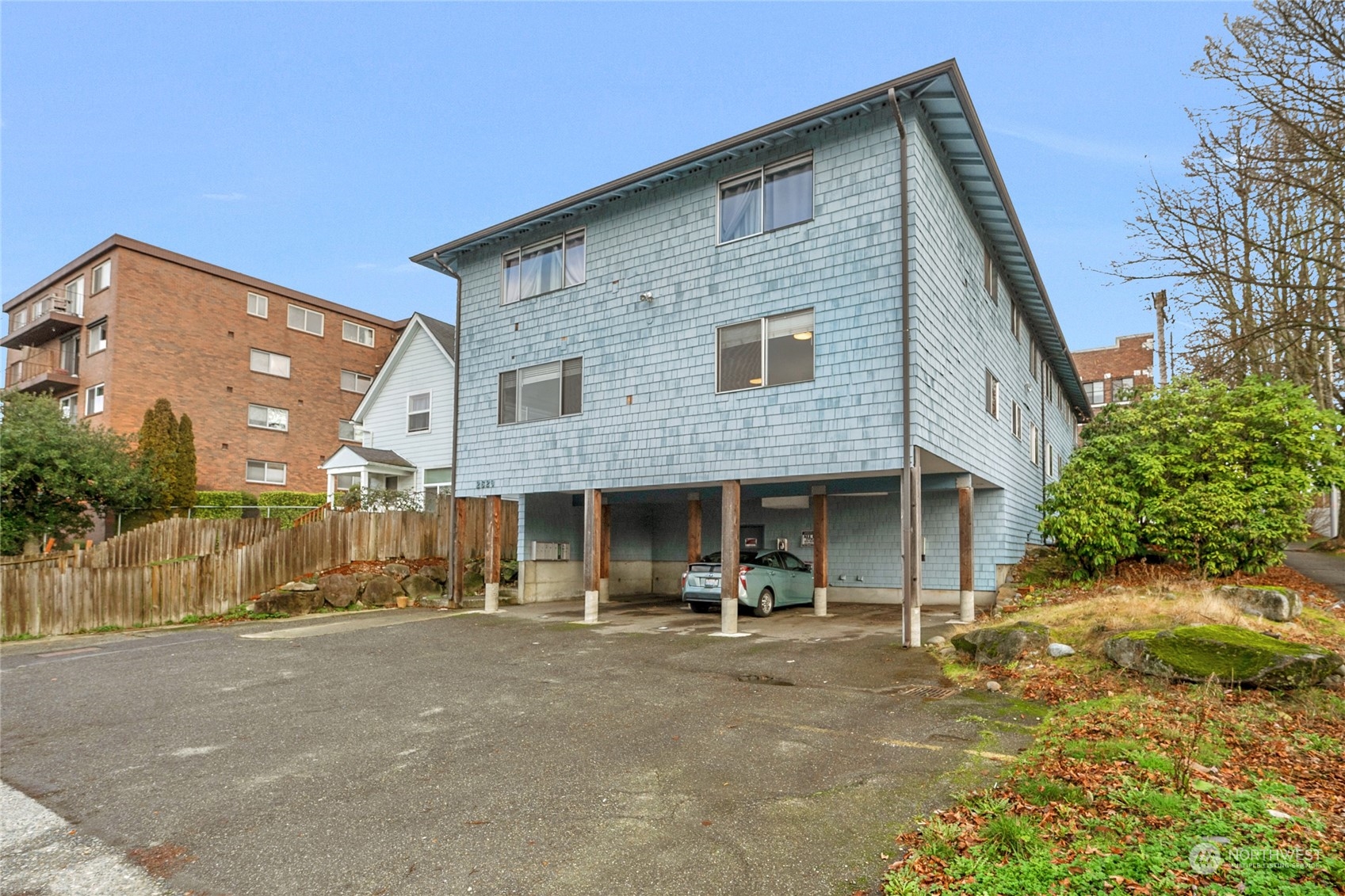 2629 Rucker Avenue, Unit 1 Everett, WA 98201 - Photo 1 of 19 Gallery Image 1