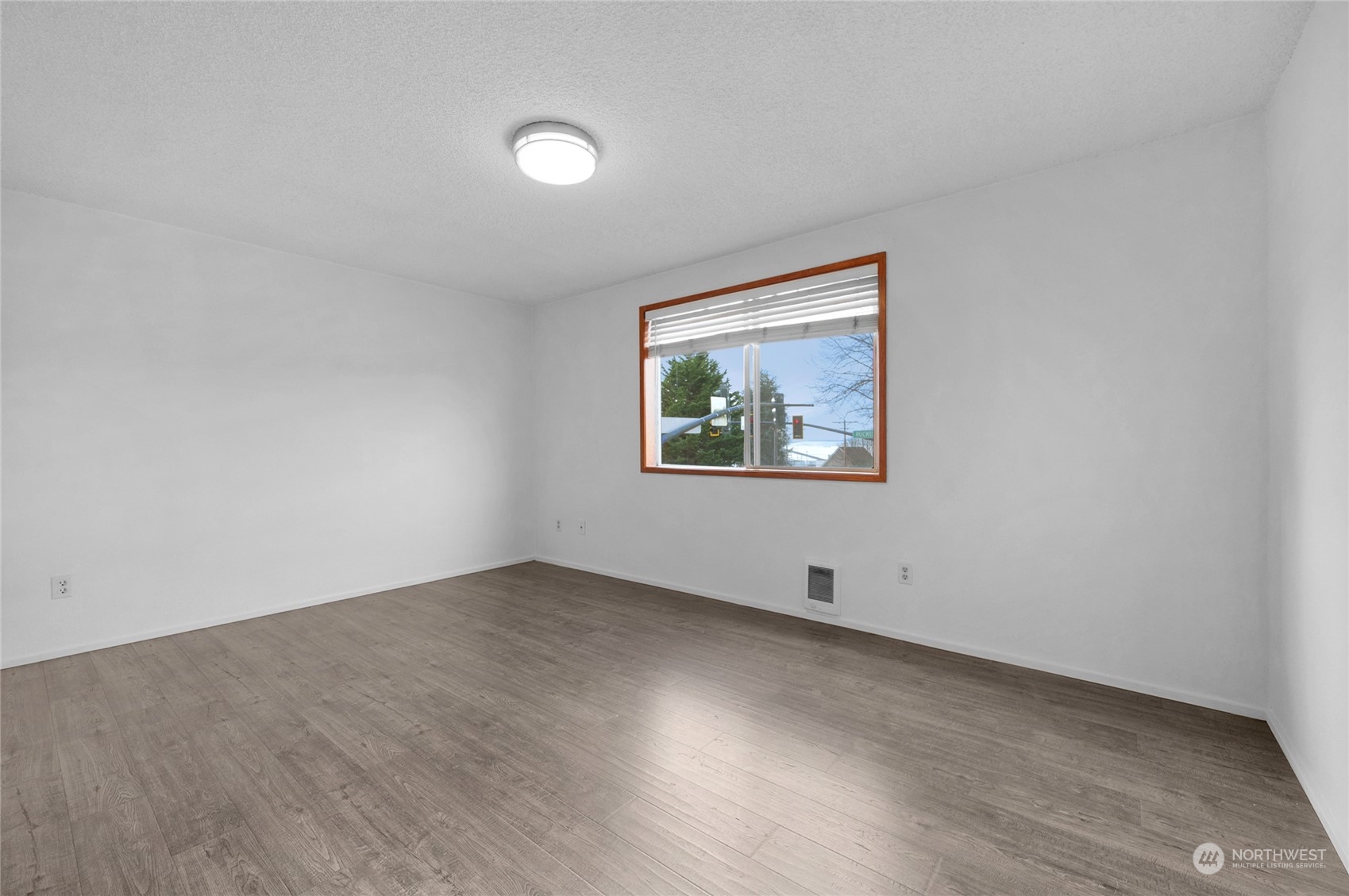 2629 Rucker Avenue, Unit 1 Everett, WA 98201 - Photo 14 of 19 Gallery Image 14
