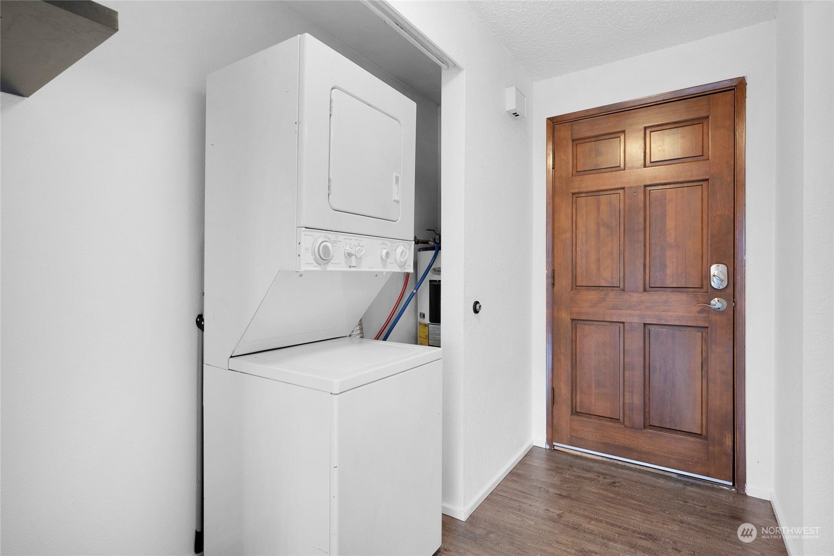 2629 Rucker Avenue, Unit 1 Everett, WA 98201 - Photo 2 of 19 Gallery Image 2