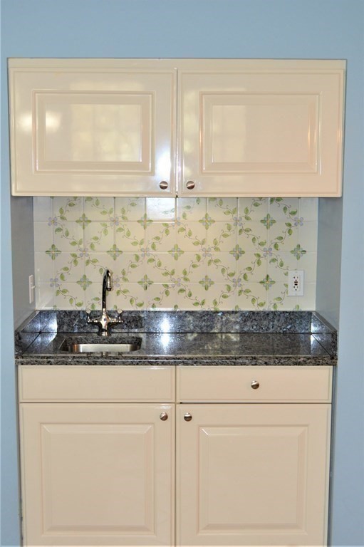 6 Carding Mill Road Sudbury, MA 01776 - Photo 11 of 42 Gallery Image 11