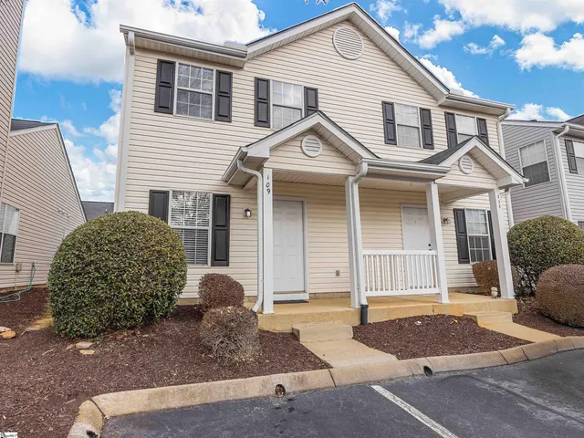 $209,900 | 109 Hammett Grove Lane, Greer, SC 29650