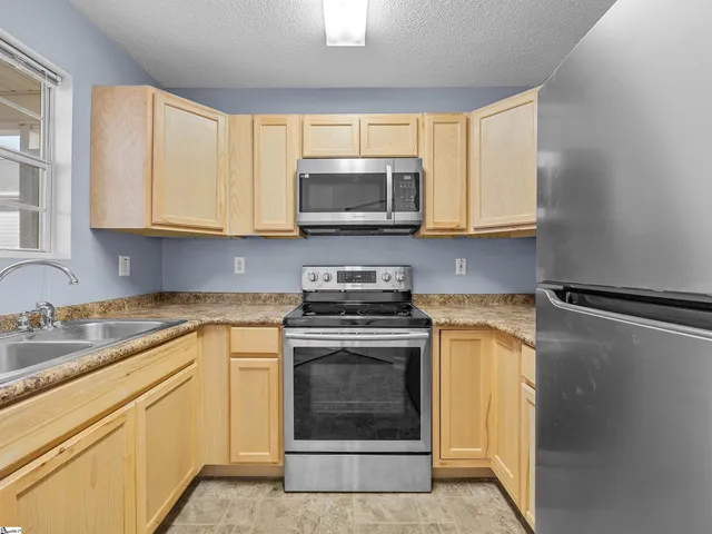 $209,900 | 109 Hammett Grove Lane, Greer, SC 29650