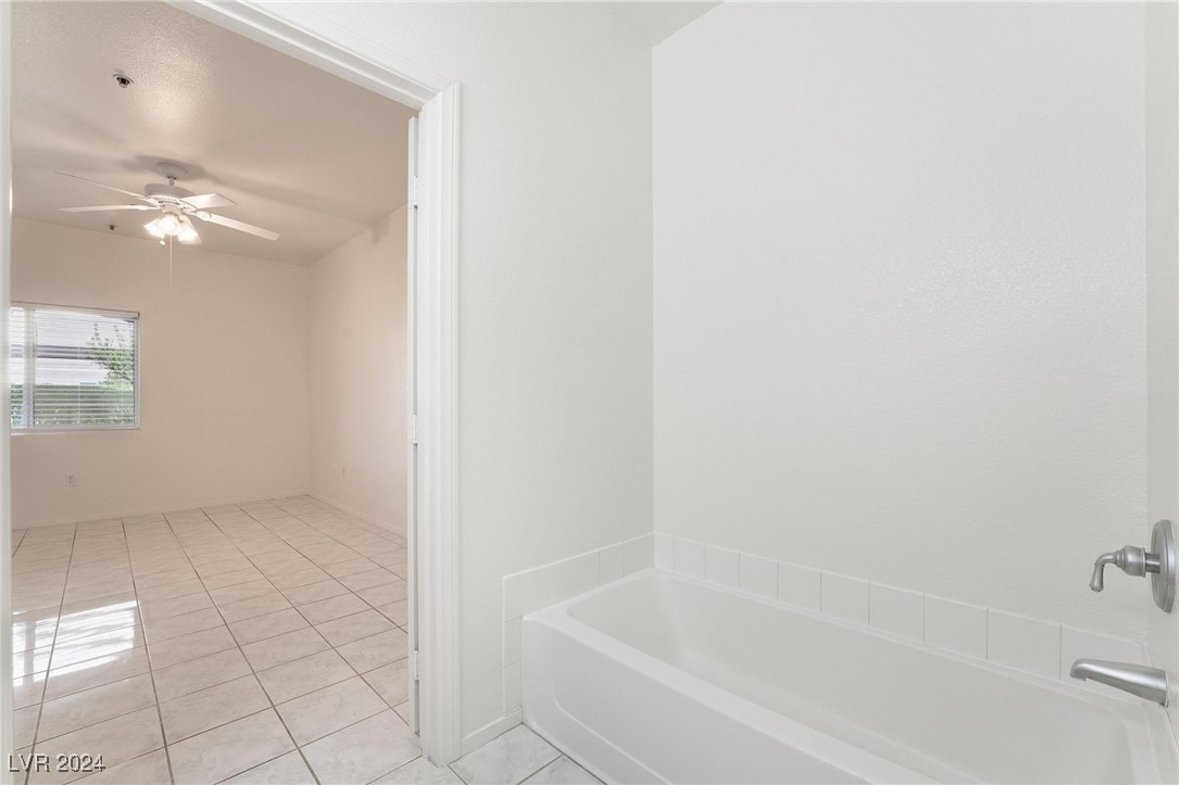 2291 West Horizon Ridge Parkway, Unit 5129 Henderson, NV 89052 - Photo 21 of 34
