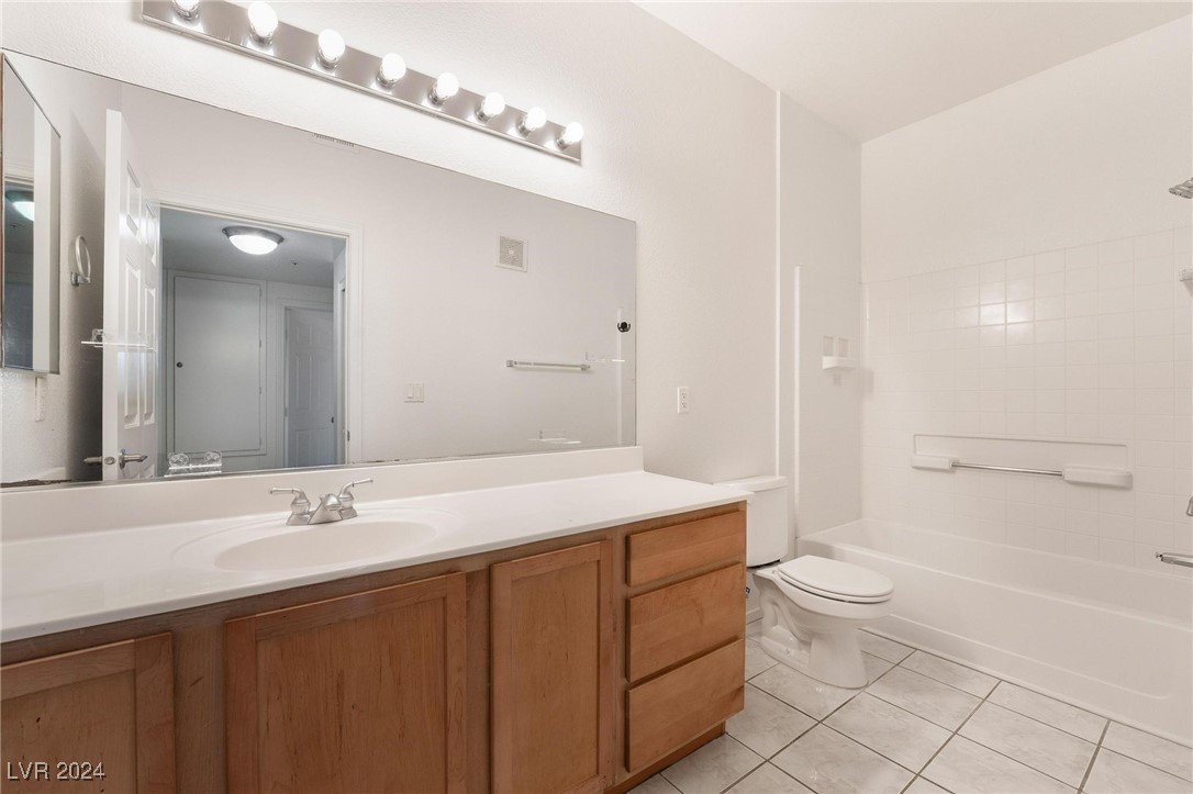 2291 West Horizon Ridge Parkway, Unit 5129 Henderson, NV 89052 - Photo 28 of 34