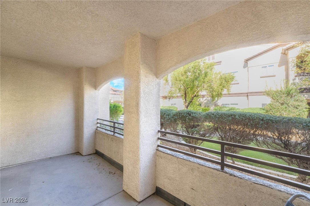 2291 West Horizon Ridge Parkway, Unit 5129 Henderson, NV 89052 - Photo 31 of 34