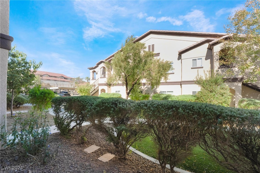 2291 West Horizon Ridge Parkway, Unit 5129 Henderson, NV 89052 - Photo 32 of 34