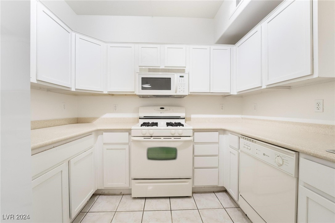 2291 West Horizon Ridge Parkway, Unit 5129 Henderson, NV 89052 - Photo 10 of 34