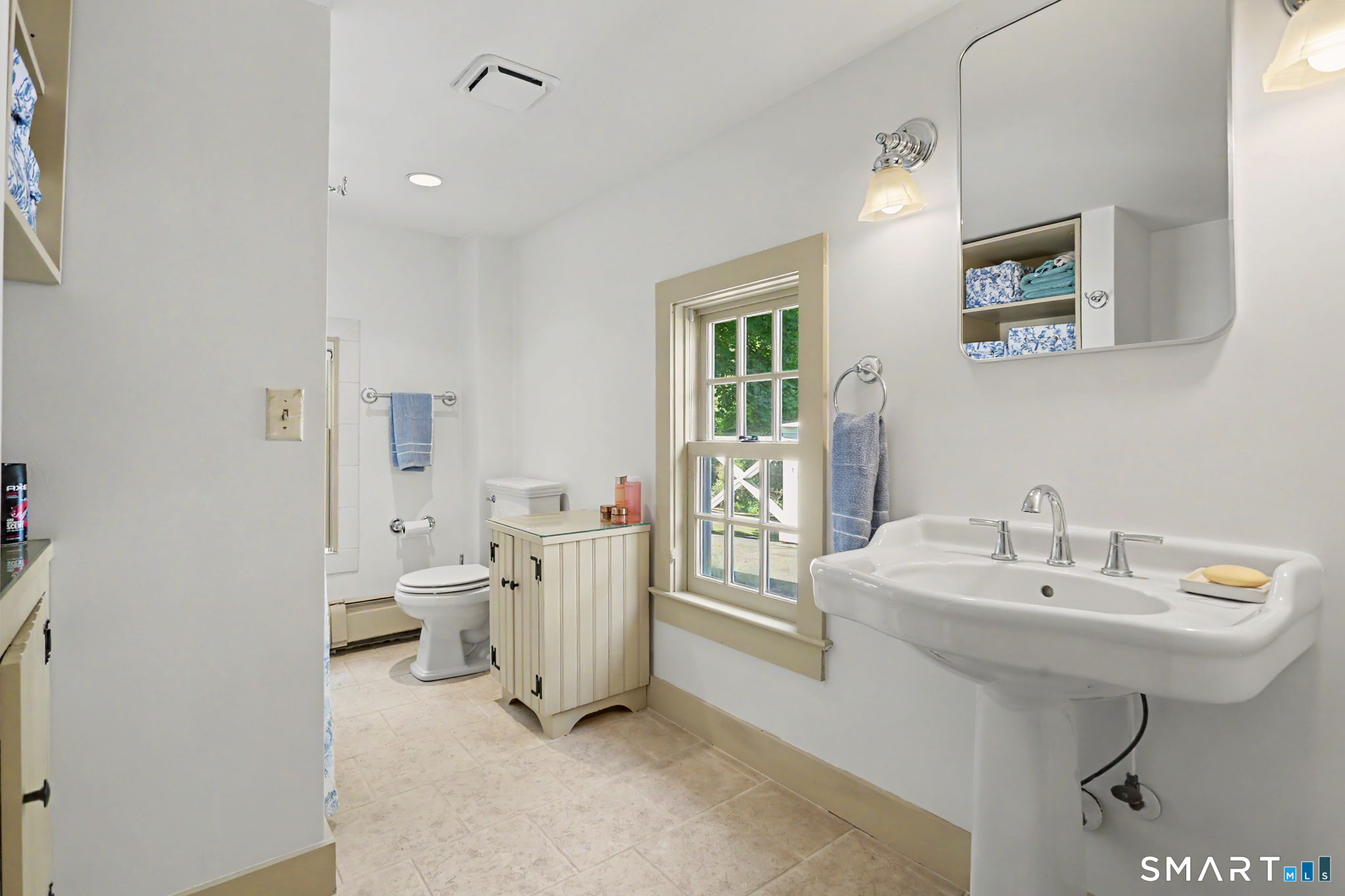 181 Georgetown Road Weston, CT 06883 - Photo 20 of 35