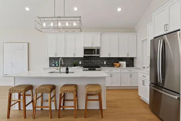 $665,000 | 2015 Mulberry Lane, Carver, MN 55315