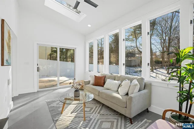 $1,275,000 | 114 Hudson Avenue, Tenafly, NJ 07670