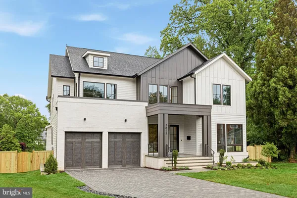 $3,850,000 | 3815 North Abingdon Street, Arlington, VA 22207