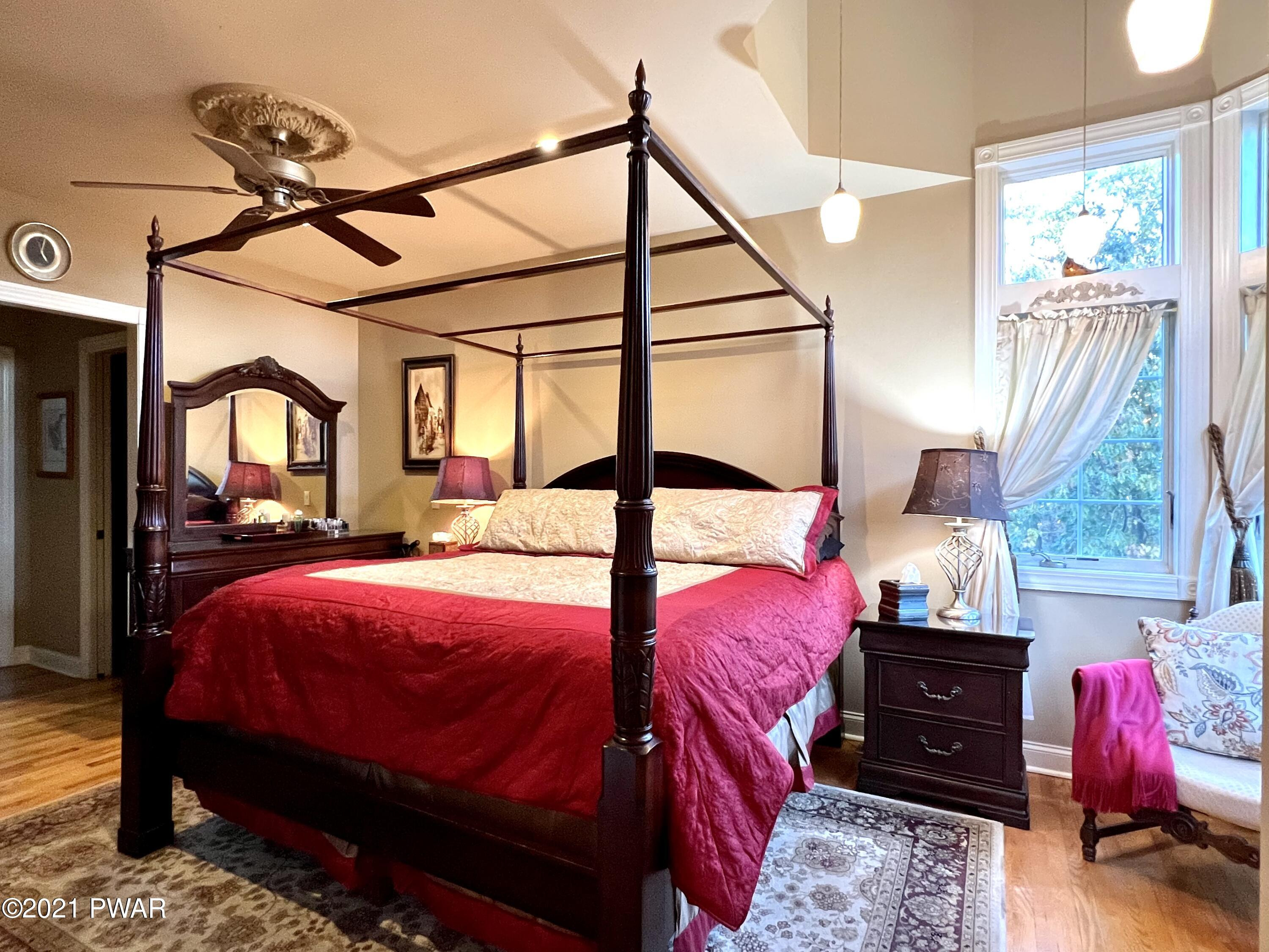 108 Foster Hill Road Milford, PA 18337 - Photo 20 of 57 Master suite